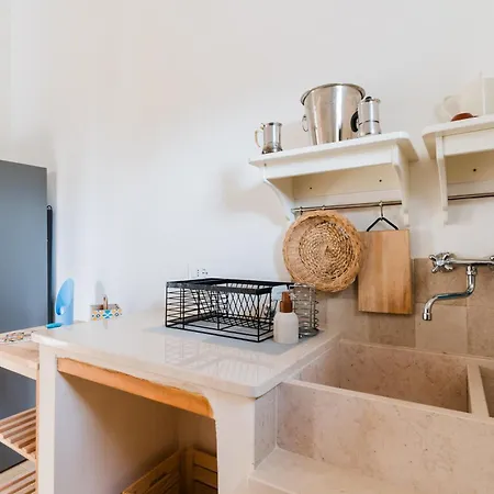 Camilla A Villa Otranto